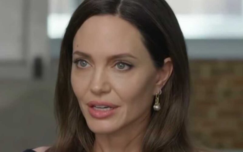 Angelina-Jolie.jpg